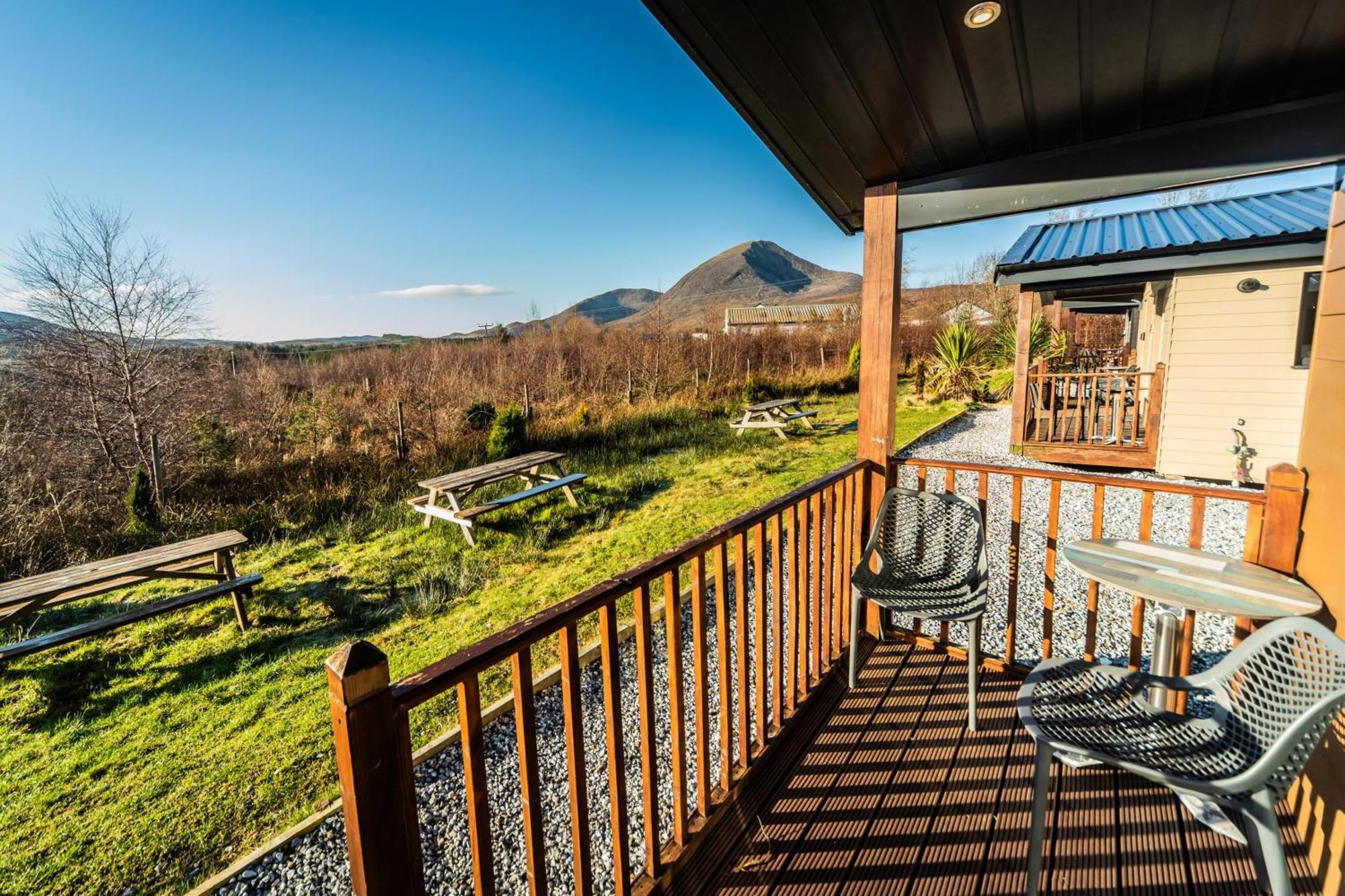 Broadford Lodges Skye Exteriör bild